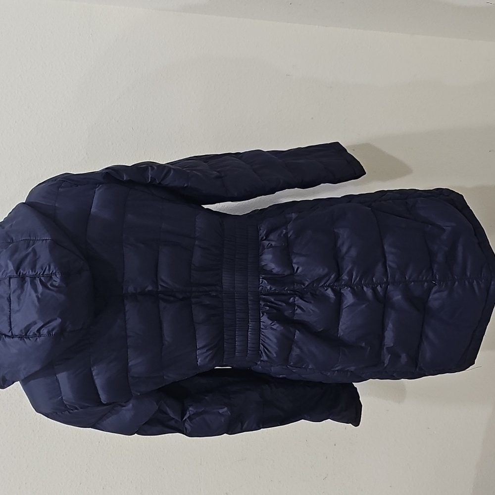Michael Kors Navy Quilted light weight Puffer Jacket W/ Hood & Size M Packable - Picture 6 of 15